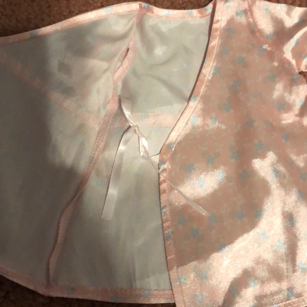 American Girl Doll Retired silk pajama robe & shorts - Picture 6 of 8